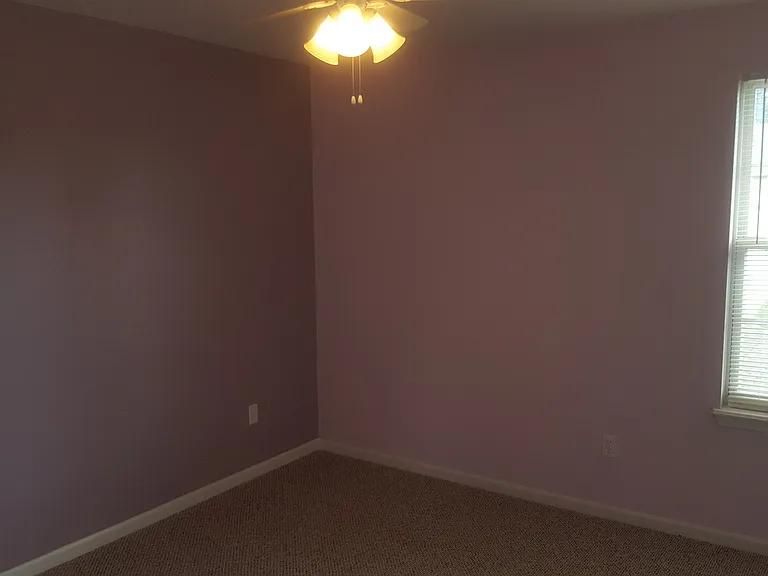 3408-3410 Squirrel Dr — Photo 19