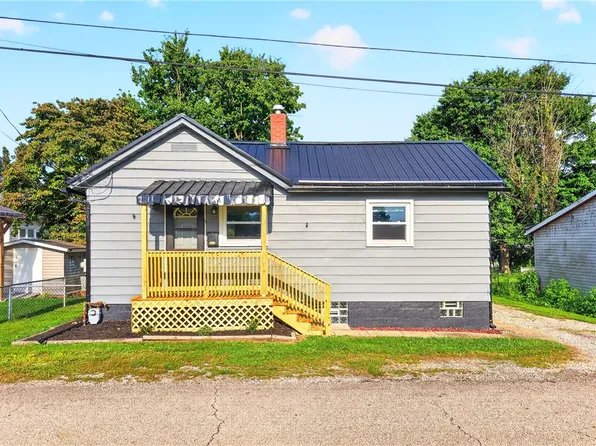 107 Dinsmore St, Belle Vernon, PA 15012