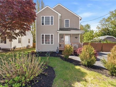 61 Metropolitan Ave, Cranston, RI, 02920