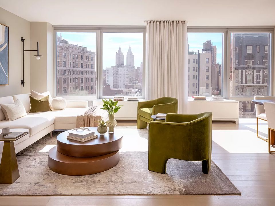 1st image of 212 W 72nd St #11J