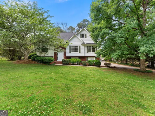 12 Lamplighter Cv NW, Cartersville, GA 30120