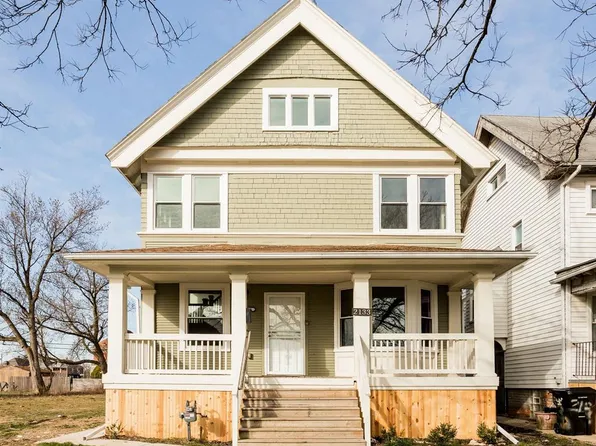 2133 Montclair St, Detroit, MI 48214