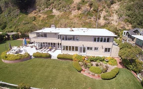 2nd image of 735 Las Olas Dr