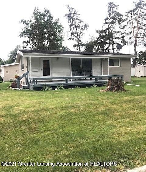 1st image of 1425 N Hayford Ave