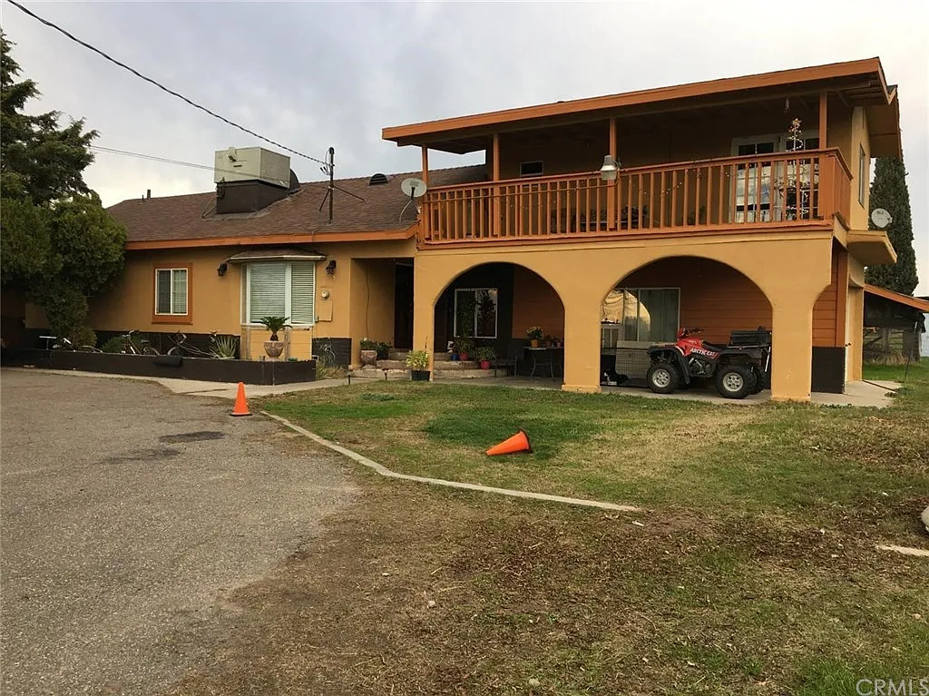 4851 Claribel Rd photo 1