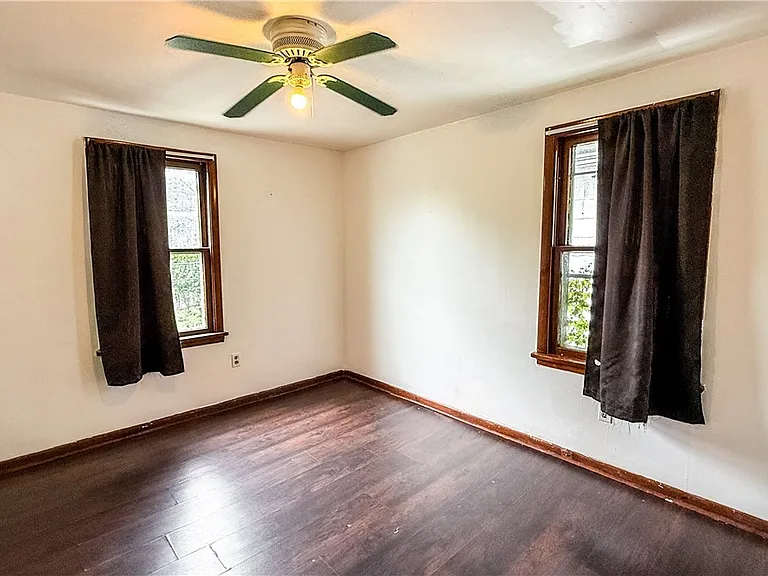 987 Boone St — Photo 20