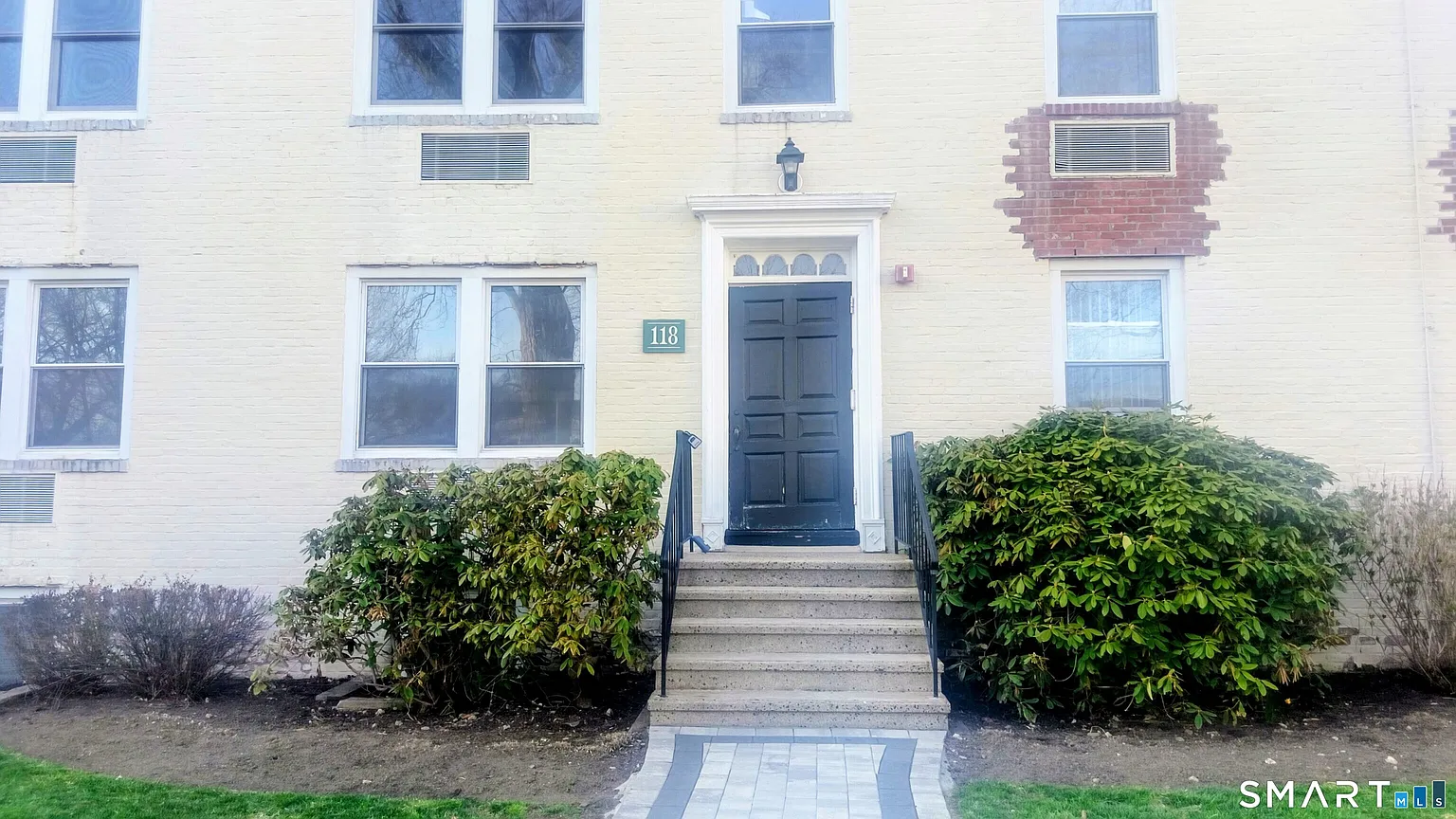 118 Summer Street #1A photo 1