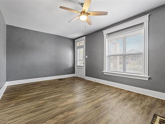 4th image of 3527 Michigan Ave