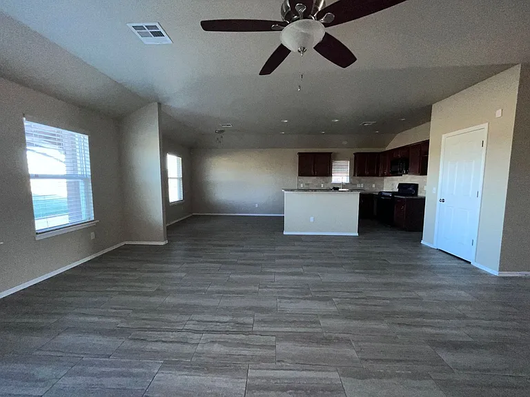 913 N Donald Way — Photo 16