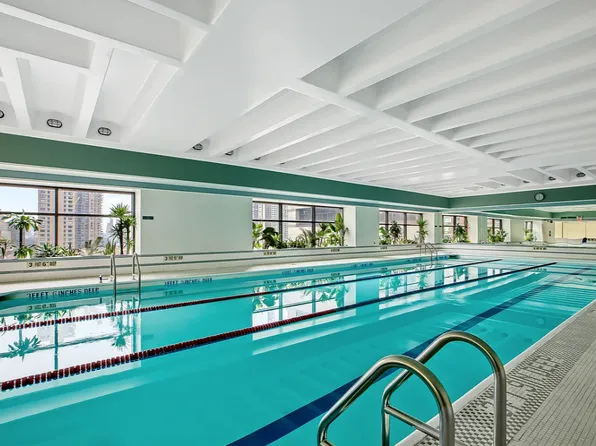 160 West 66th Street image 11 of 13