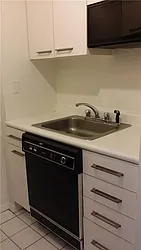 Rented by R New York