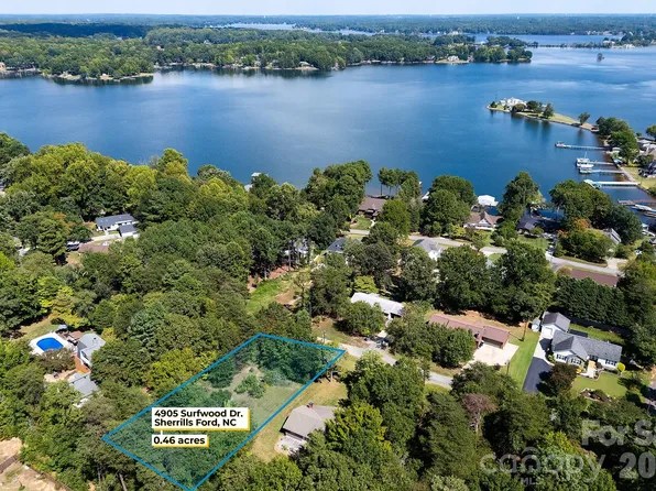 4905 Surfwood Dr, Sherrills Ford, NC 28673