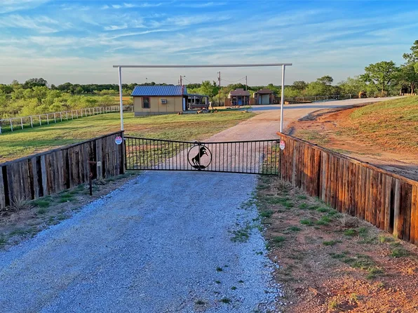 4950 Us Highway 82 W, Nocona, TX 76255