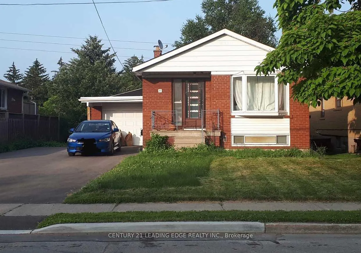 3 bed, $2,899 — Photo 1