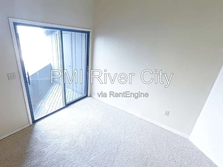 1192 Romaine Cir W — Photo 9
