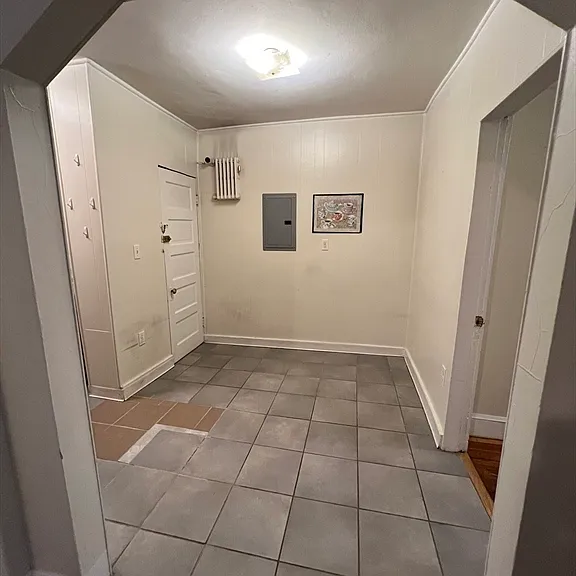 187 Winthrop Rd #1A — Photo 9