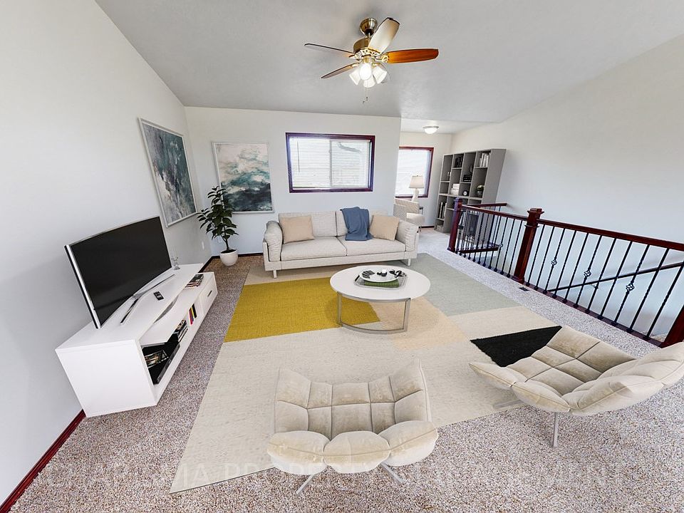 1st image of 260 Vernon Dr Unit 2