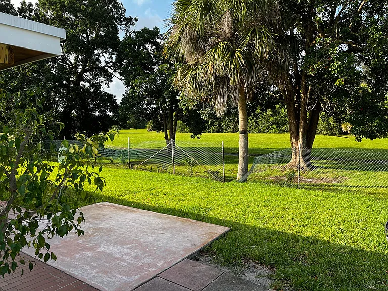 4540 NW 12th Dr — Photo 38
