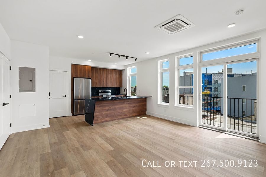 1st image of 1801 N 2nd St #201