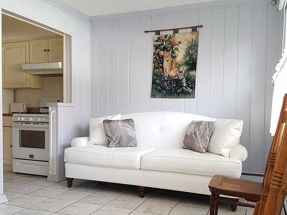 3rd image of 26 McLaughlin Ave