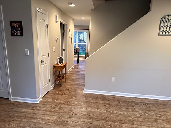 3rd image of 1048 Preston St