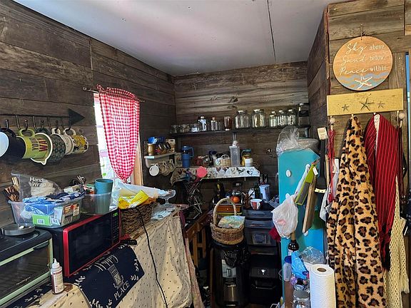 2nd image of 8249 Soapberry Ln
