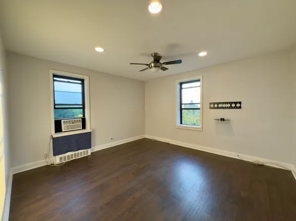 1119 Ocean Parkway image 9 of 26