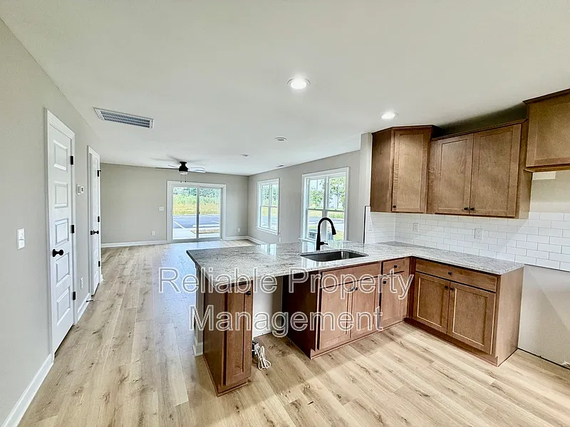 2 bed, 2.5 bath, $1,450 — Photo 3