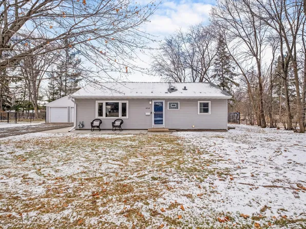 8704 14th Ave S, Bloomington, MN 55425