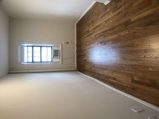 Rented by Waverly Realty Associates | media 7