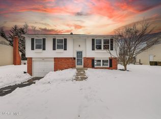 632 Brahier Ln, Maumee, OH 43537