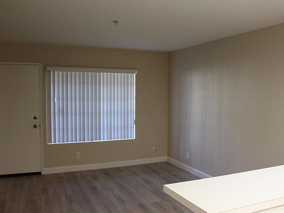 5th image of 2800 Keller Dr APT 270