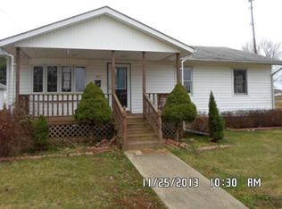 420 Stone St, Georgetown, IL 61846