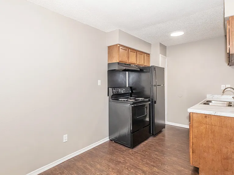 Stoneridge Apartments — Photo 27