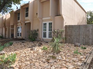 512 Alegre Vista Dr, Denton, TX 76205