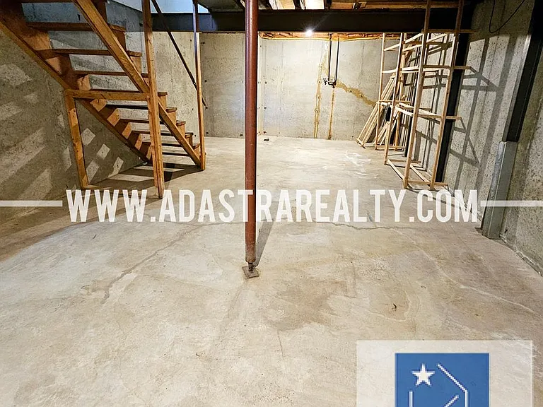11807 Caenen St — Photo 34