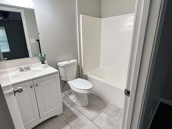 2nd image of 4213 Lambert Ave Unit 49B