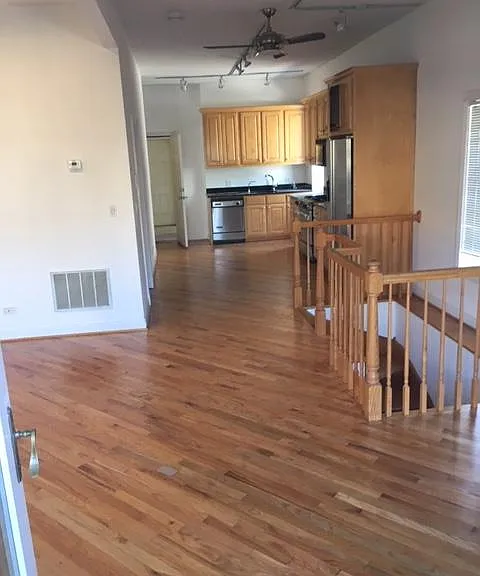 742 W Schubert Ave #1R — Photo 6