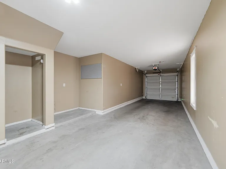 5724 S 21st Pl — Photo 21