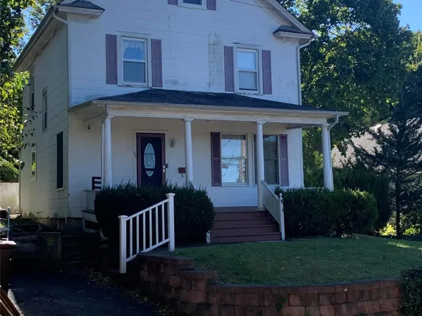 32 Vail Street, Northport, NY 11768