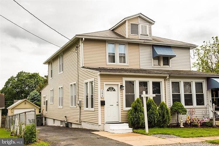 1st image of 204 Matthes Ave