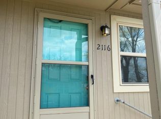 2116 E 8th St, Joplin, MO 64801