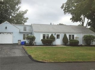 4 Williams Rd, Stony Pt, NY 10980