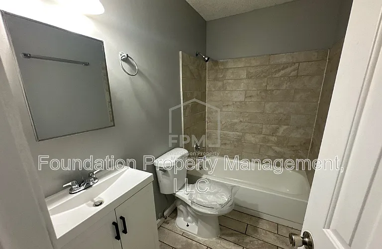 7089 Cobblestone Dr — Photo 15