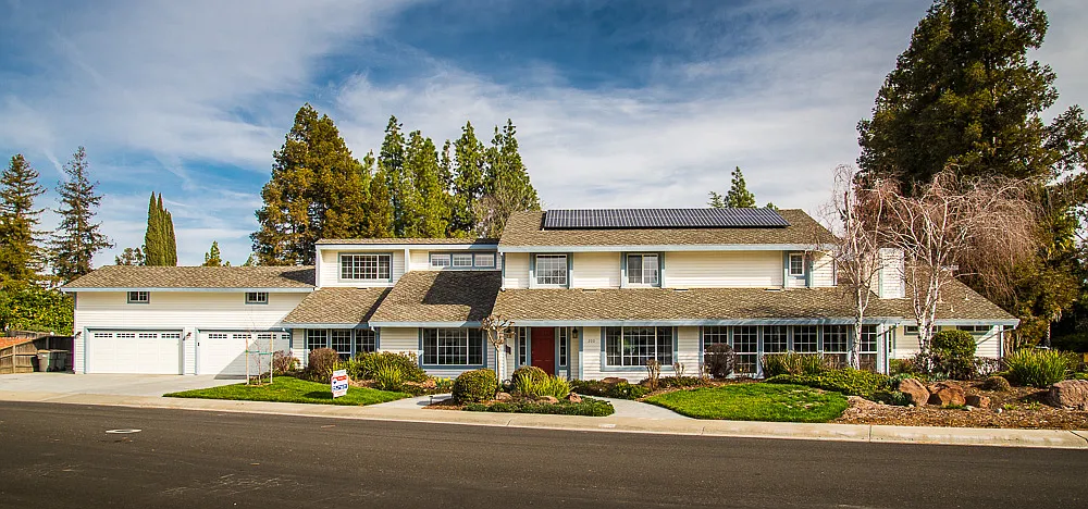 200 Los Robles Way photo 1