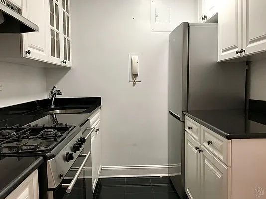 Rented by Halstead Real Estate | media 13