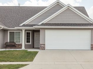 814 Iris Ave, Tiffin, IA 52340