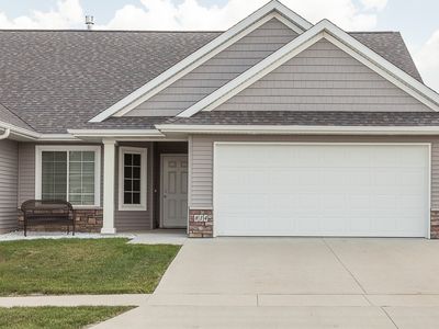 814 Iris Ave, Tiffin, IA, 52340