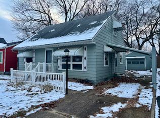 934 Nevin St, Akron, OH 44310