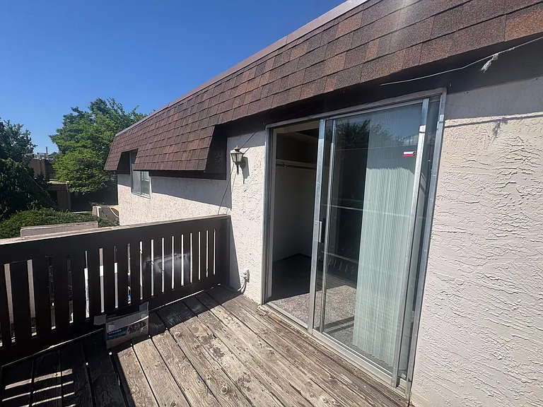 8432 Chambers Ct NE #D — Photo 12